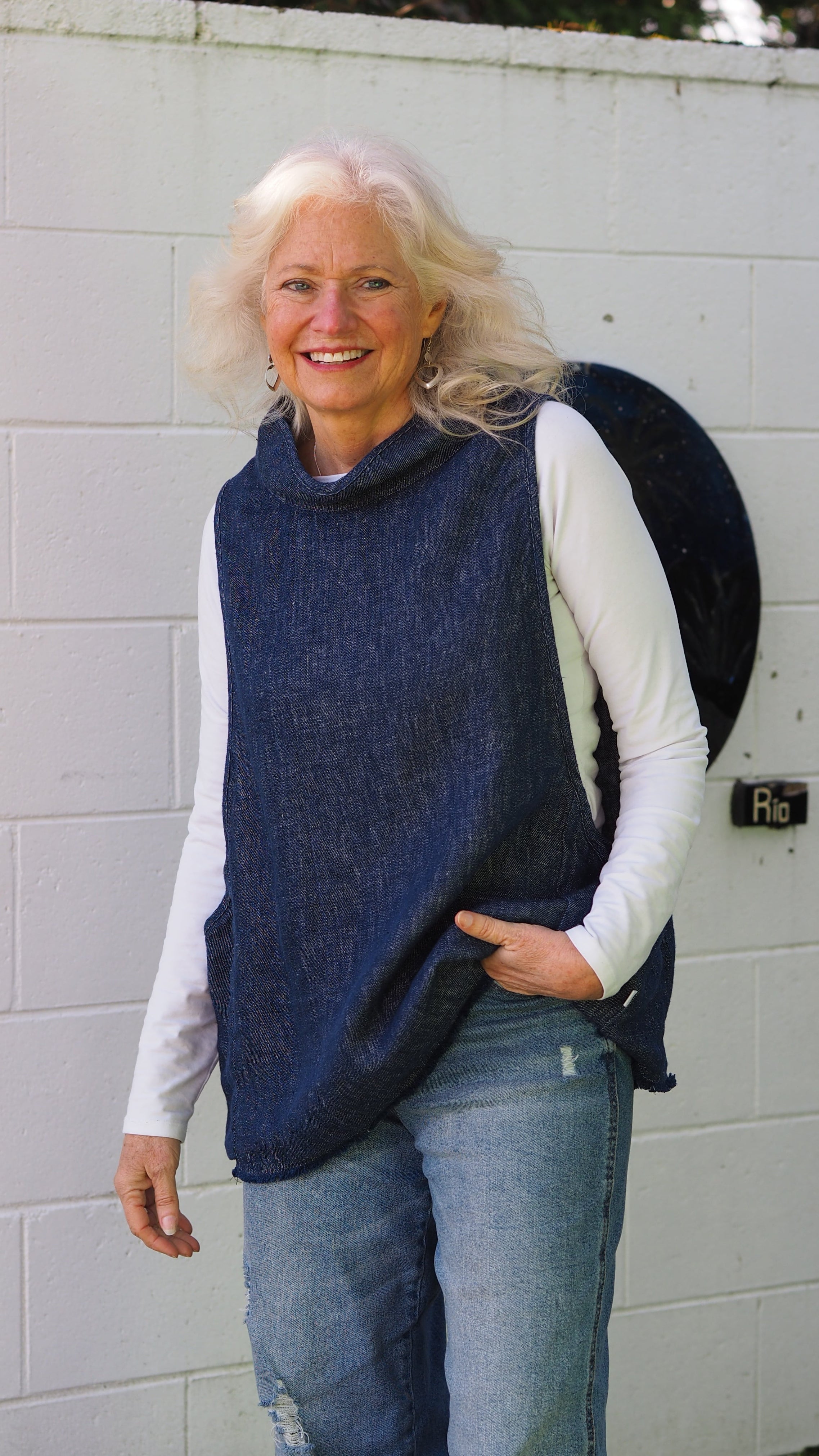 Ahititi Vest Rogue Linen Designer Women's Clothing